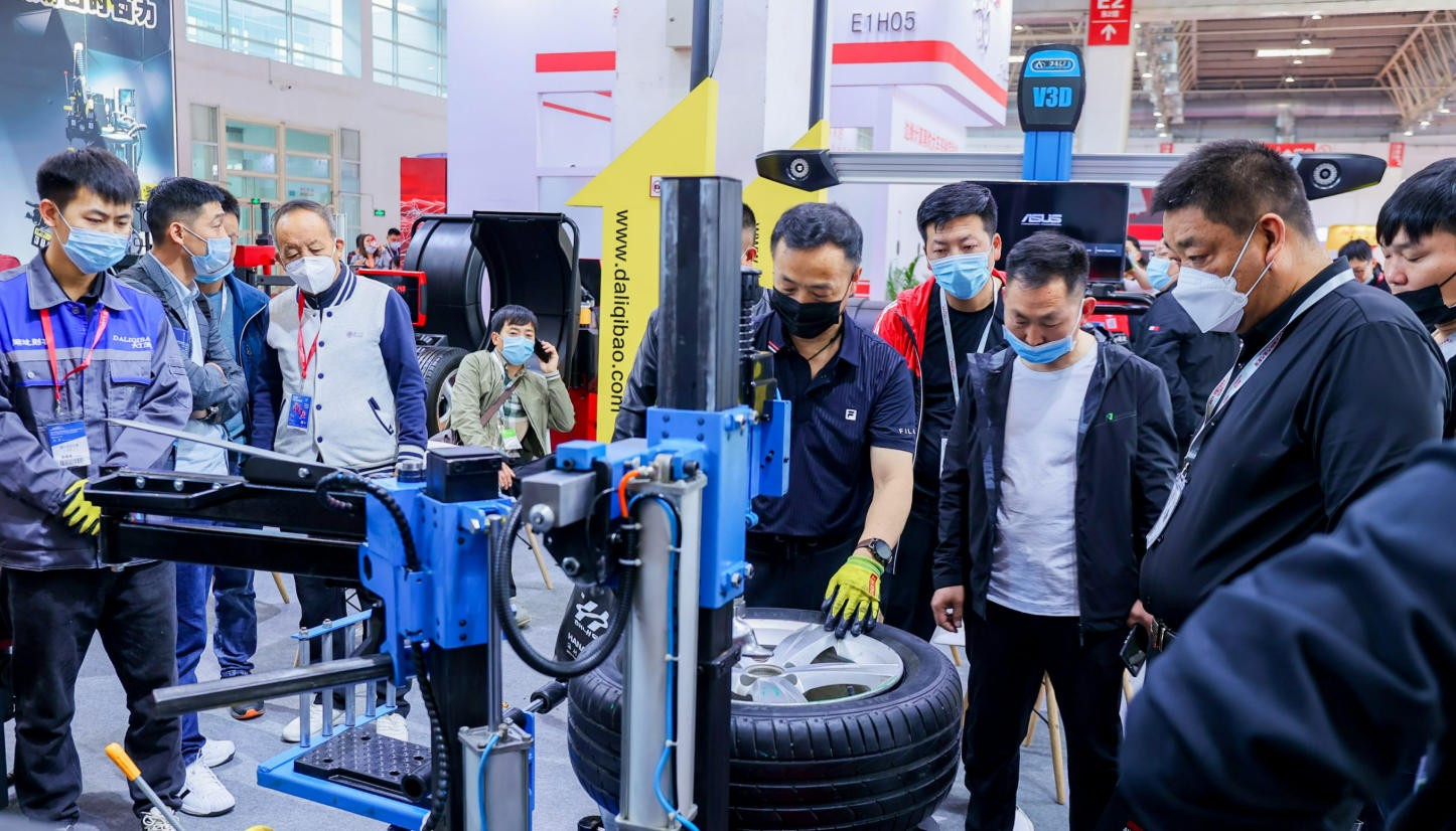 中國(guó)國(guó)際汽車零配件維修檢測(cè)診斷設(shè)備及服務(wù)用品展覽會(huì)展臺(tái)設(shè)計(jì)搭建